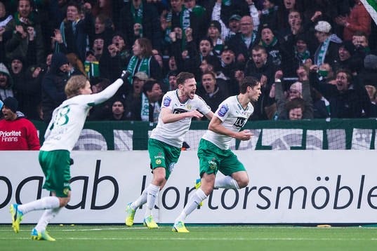Hammarbys Philip Haglund jublar