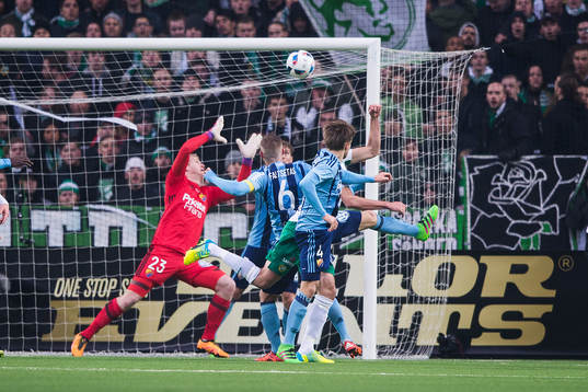 Hammarbys Philip Haglund gör 1-3 bakom Djurgårdens
