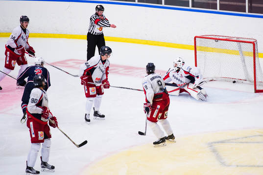 Bäckens Joakim Molin och Hanhals Fredrik Johansson, Anton