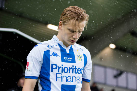 IFK Göteborgs Billy Nordström på väg in till planen