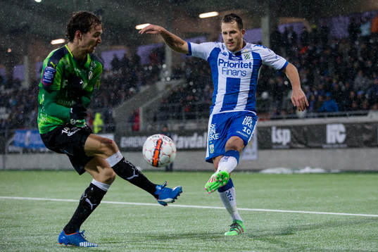 IFK Göteborgs Tobias Hysén mot Halmstads Alexander