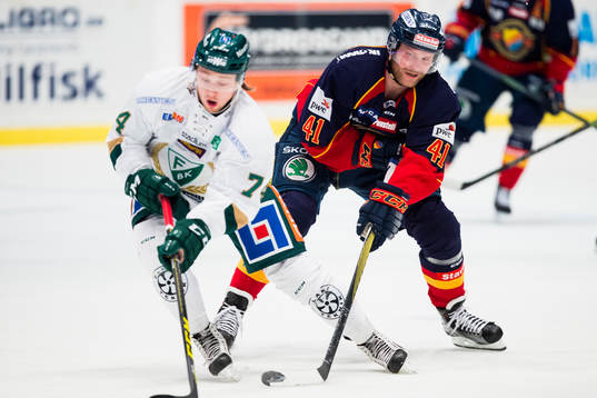 Färjestads Rasmus Asplund och Djurgårdens Patrick Thoresen