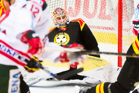 Brynäs målvakt Felix Sandström