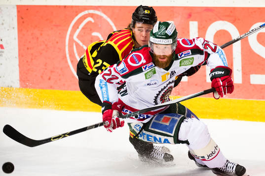 Brynäs Lucas Carlsson och Frölundas Robin Figren