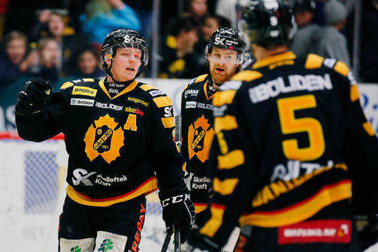 Skellefteås Patrik Zackrisson jublar