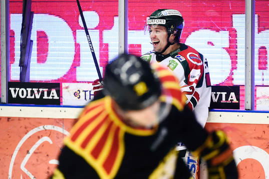 Frölundas Patrik Carlsson jublar