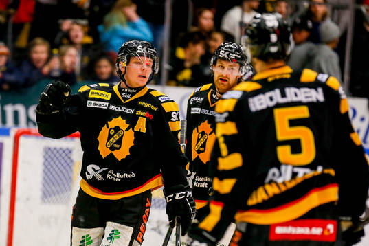 Skellefteås Patrik Zackrisson  jublar