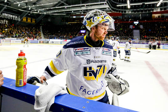s  målvakt Erik Ersberg