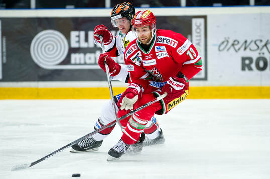 Örebros Jakub Krejcik och Modos Bill Thomas