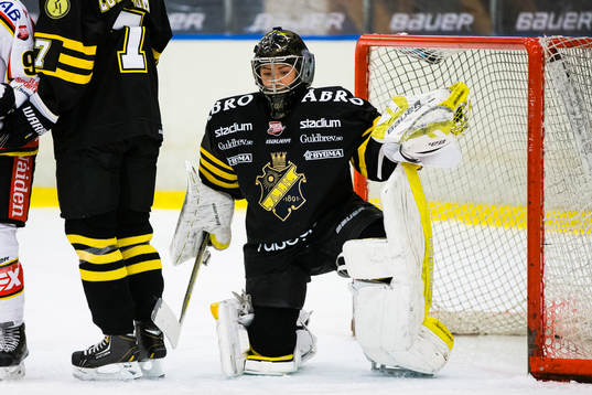 s målvakt Minatsu Murase