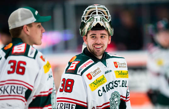 Tingsryds målvakt Johannes Jönsson och målvakt Wiktor
