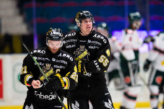 s Nicklas Heinerö och Simon Fredriksson (h) ser deppiga ut