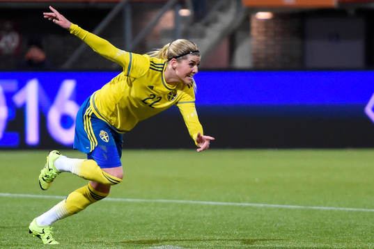 Sveriges Olivia Schough jublar