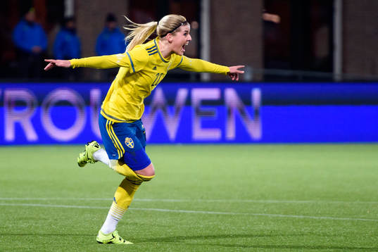 Sveriges Olivia Schough jublar