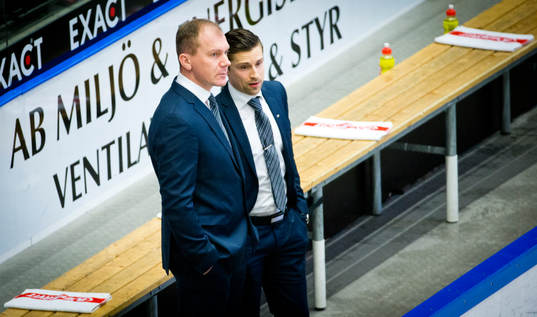 s tränare Johan Lindbom och målvaktstränare William Rahn