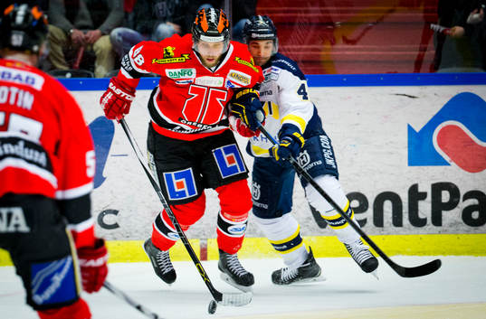 s Chris Campoli