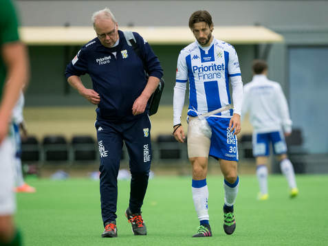 IFK Göteborgs Mattias Bjärsmyr tvingas utgå med skada