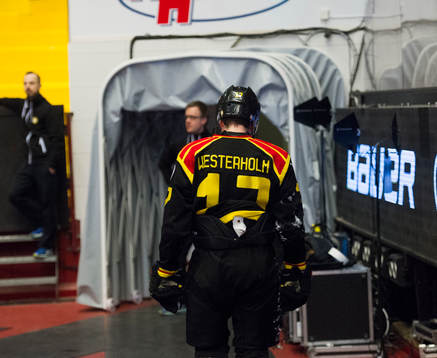 Brynäs Pathrik Westerholm lämnar planen