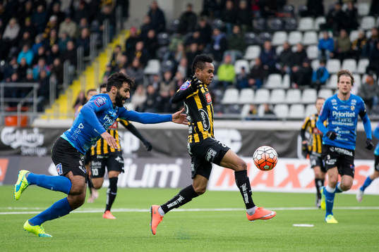 Halmstads Mohammed Ali Khan mot Häckens Nasiru Mohammed