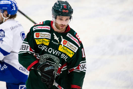 Tingsryds Denny Kearny värmer upp