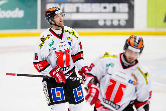 Örebros Henrik Löwdahl och Johan Wiklander deppar