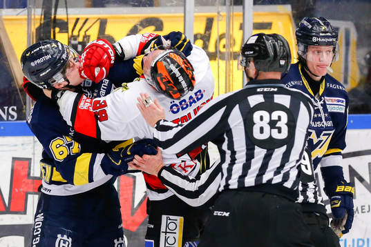 s Christoffer Törngren i bråk med Örebros Ville