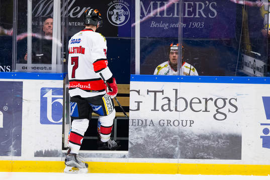 Örebros Alexander Hellström utvisad