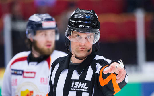Domare Mikael Nord i åttondelsfinal 2 i SM-slutspelet i