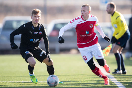 Kalmars Tobias Eriksson och Helsingborgs Martin Christensen