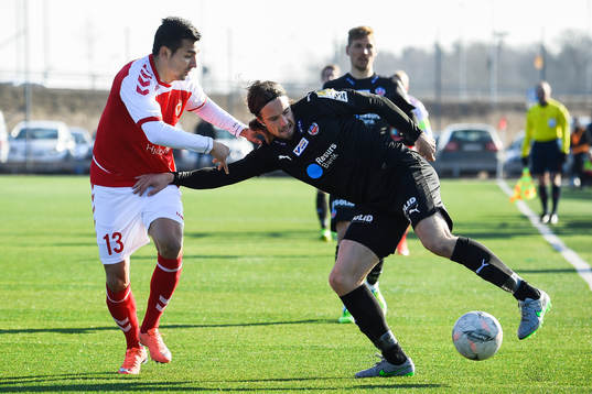 Helsingborgs Linus Hallenius och Kalmars Emin Nouri