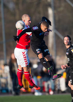 Kalmars Sebastian Starke-Hedlund och Helsingborgs Jordan