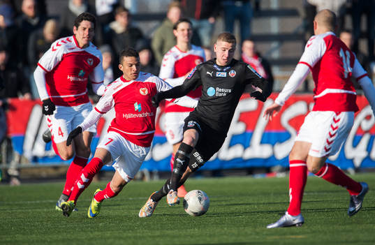 Kalmars Ismael Silva Lima och Helsingborgs Darijan Bojanić