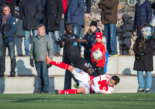 Kalmars Emin Nouri och Helsingborgs Lalawélé Atakora