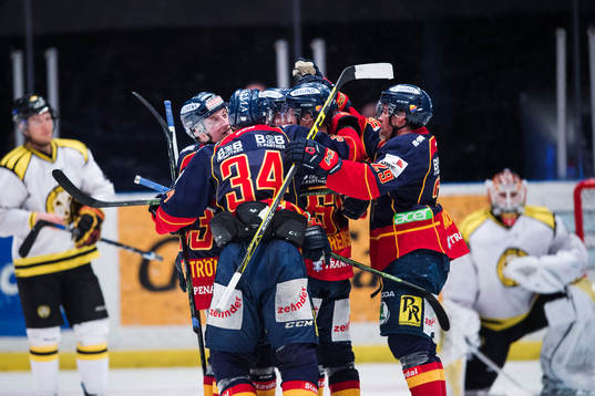 Djurgårdens spelare jublar