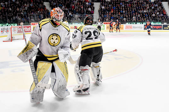 Målvaktsbyte i slutet av matchen Brynäs målvakt Felix
