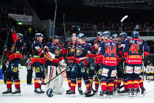 Djurgårdens spelare jublar i åttondelsfinal 3 i