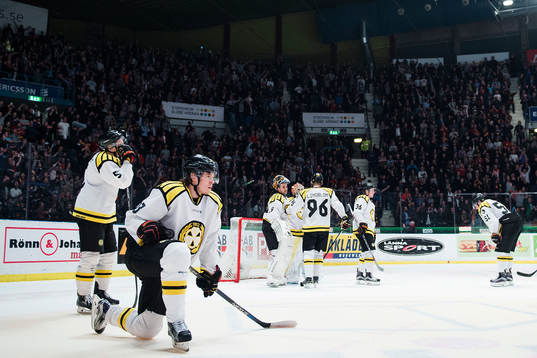 Brynäs Lucas Carlsson deppar i åttondelsfinal 3 i