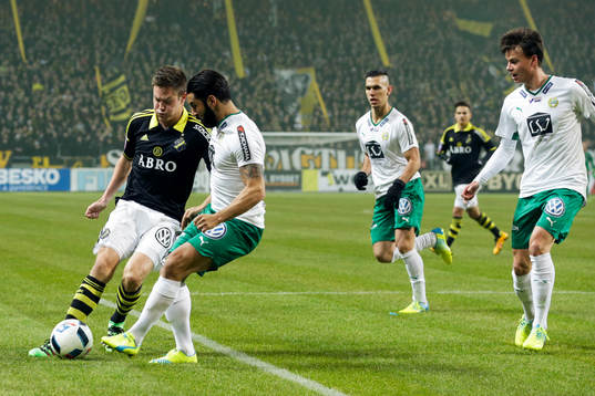 s Per Karlsson och Hammarbys Stefan Batan