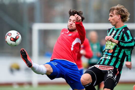 Bläddra bland fler bilder av Fotboll, Träningsmatch, Örgryte - Varberg