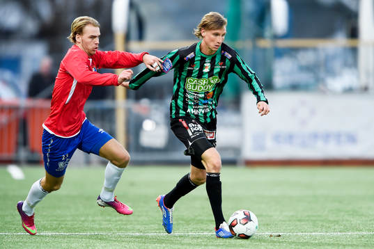 Örgrytes Anton Henriksson och Varbergs Eric Nilsson