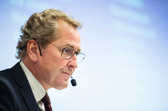 Sveriges förbundskapten Erik Hamrén presenterar