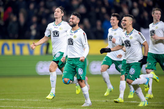 Hammarbys spelare jublar