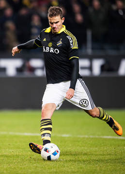 s Eero Markkanen slår en straff