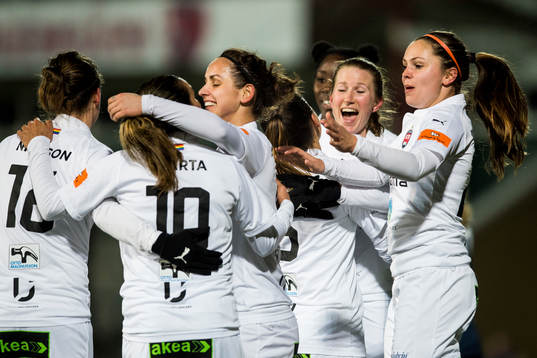 Rosengårds spelare jublar