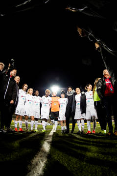 Rosengårds spelare och ledare samlas