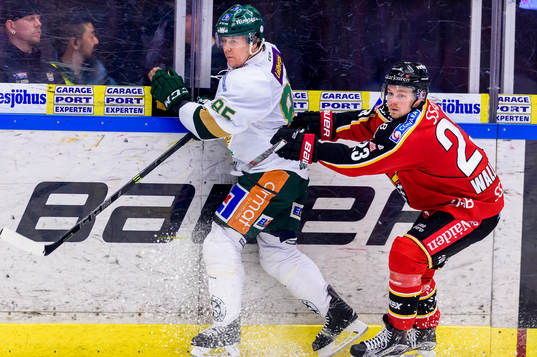 Färjestads Mikael Johansson och Luleås Lucas Wallmark