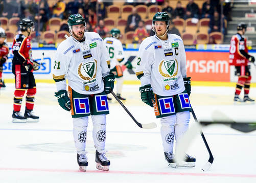 Färjestads Travis Turnbull (v) och Magnus Nygren (h)