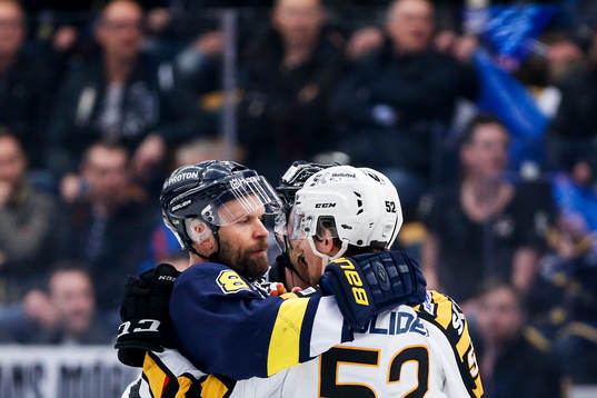 s Jere Karalahti och Skellefteås Arvid Lundberg