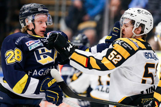 s Anton Bengtsson och Skellefteås Arvid Lundberg
