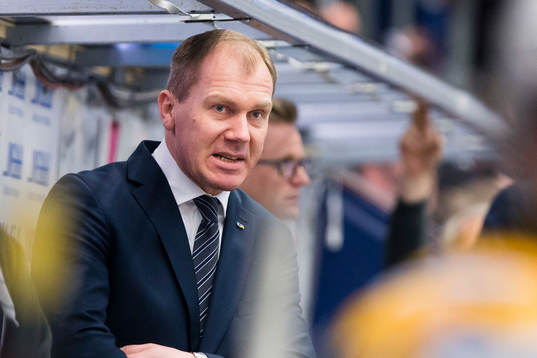 s tränare Johan Lindbom